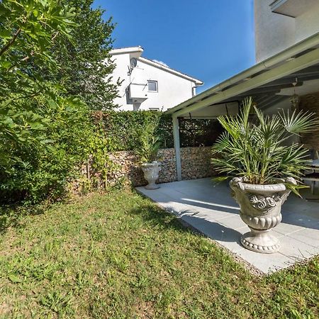 Apartment Pavic Garden Baška Exteriér fotografie